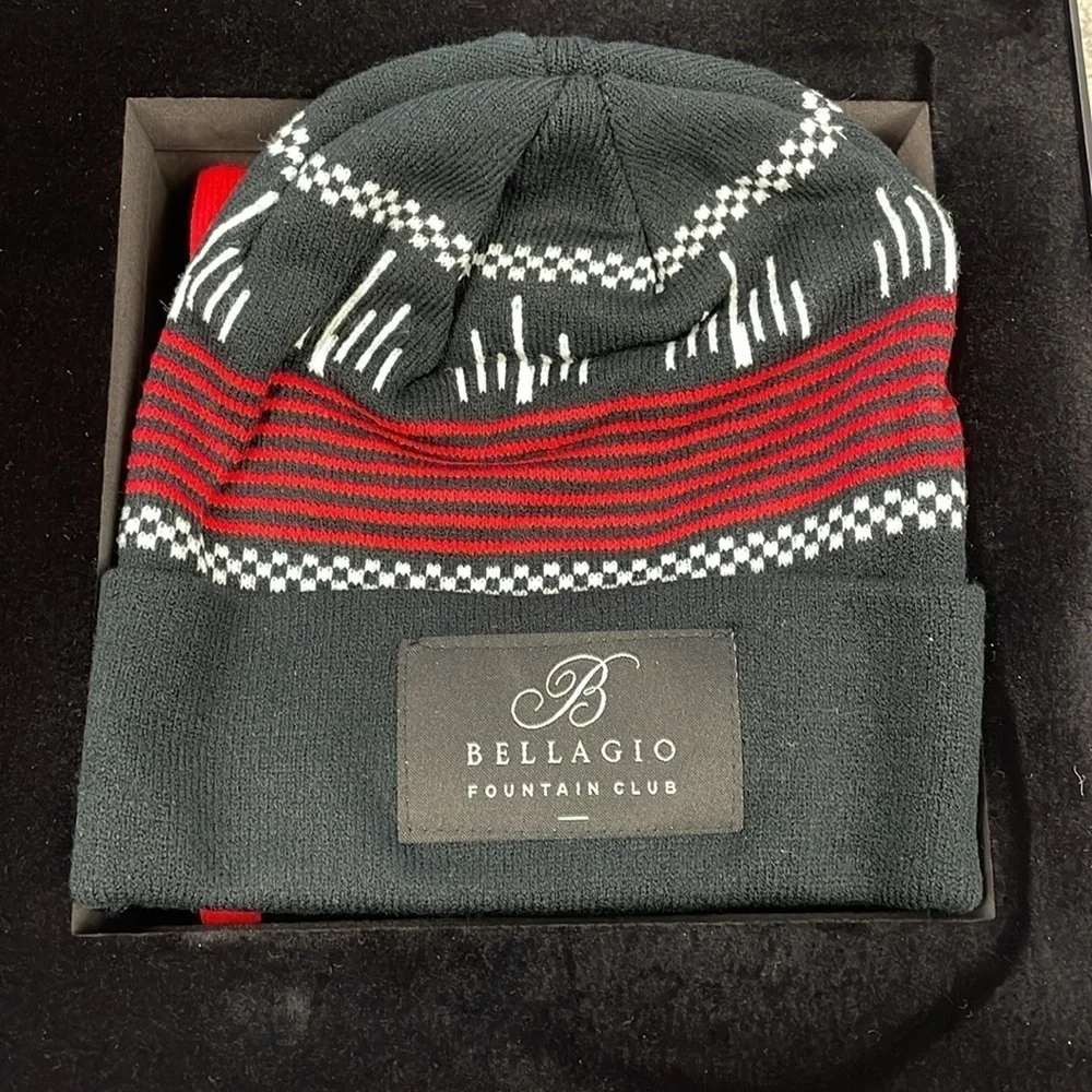 New Bellagio Fountain Club Formula One Gift Box Knit Scarf Beanie Set